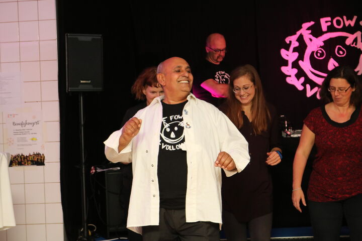 Der Salsa-Workshop war ein voller Erfolg.