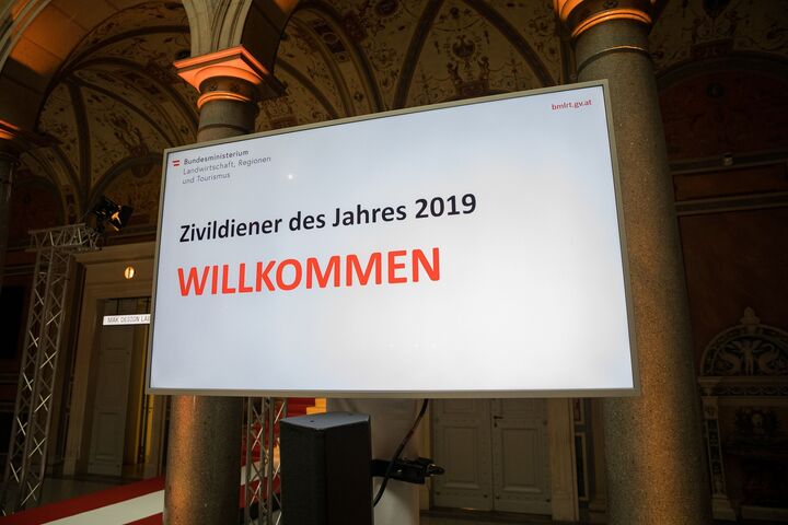 Die festliche Verleihung fand im MAK statt. (Bild: BMLRT/Christian Lendl)