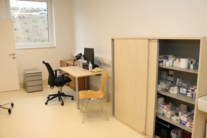 Obdach Ester Behandlungszimmer (Bild: FSW)